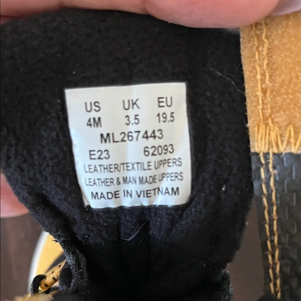Merrell Kids Yellow and Black Adventure Boots